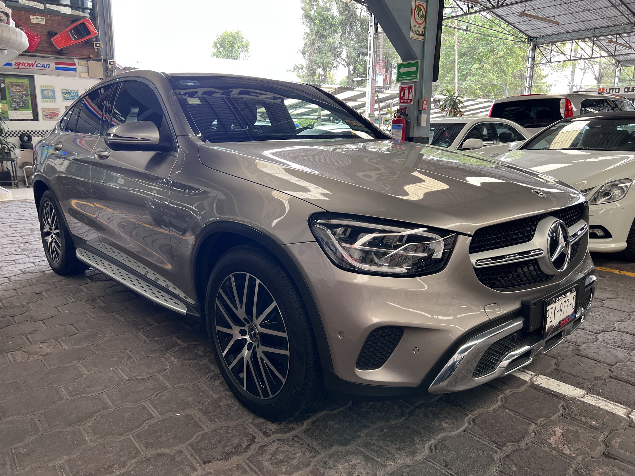 Mercedes-Benz GLC-300 Coupé 2021
